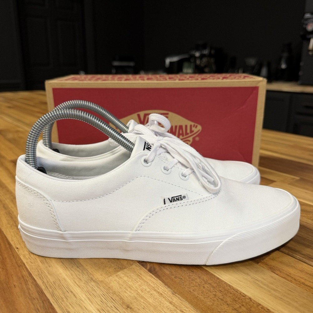 Vans Doheny Canvas Triple White Sneakers Women's Size 8.5 Casual Skate Shoes